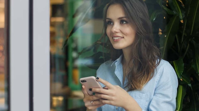 Conversation téléphonique avec vos prospects : le guide ultime. Partie 1 : la prise de contact Conversation téléphonique avec vos prospects : le guide ultime. Partie 1 : la prise de contact