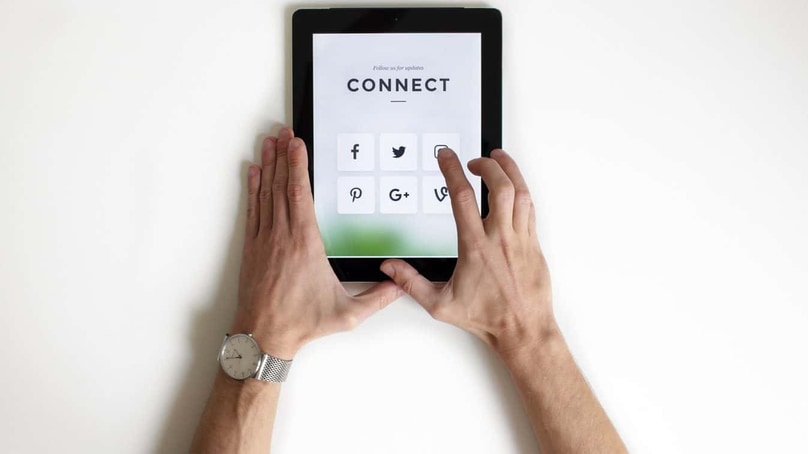Acquérir de nouveaux clients grâce aux réseaux sociaux Acquérir de nouveaux clients grâce aux réseaux sociaux